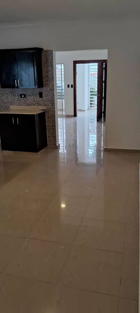 Hermosa Casa en La Romana de Oportunidad en Venta Foto 7258443-10.jpg