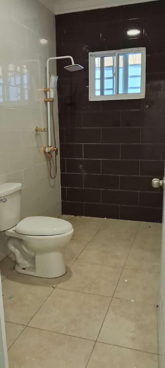 Hermosa Casa en La Romana de Oportunidad en Venta Foto 7258443-11.jpg