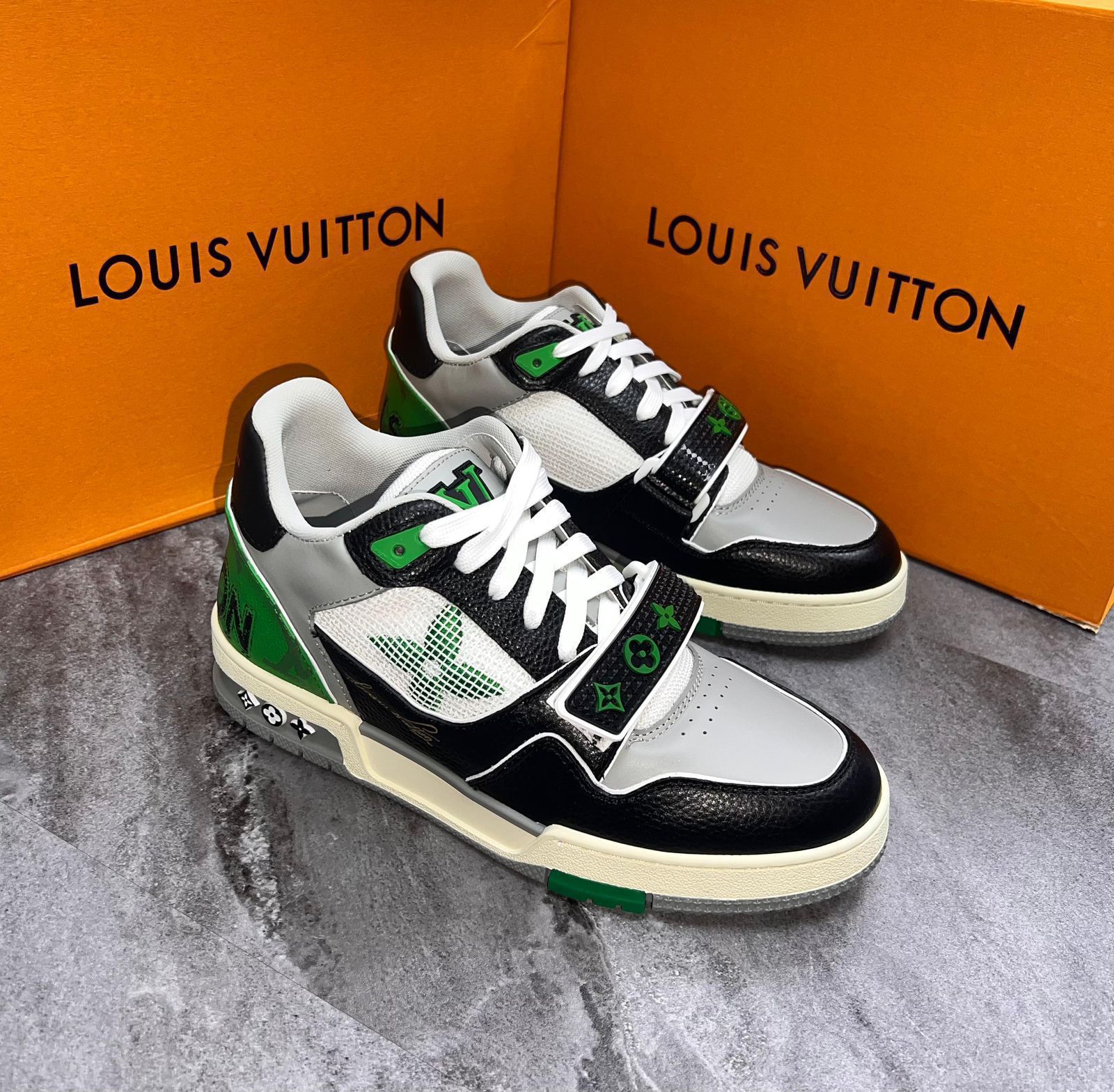 Sneakers Tenis Teni Louis Vouitton Ultimately 2024 Foto 7258631-3.jpg