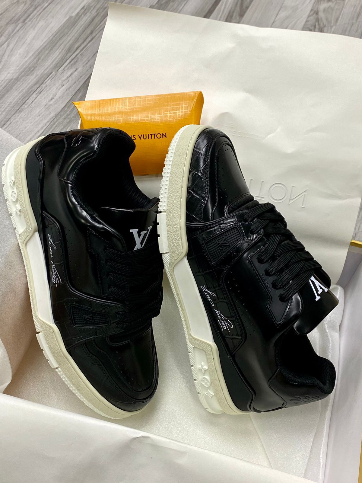 Sneakers Tenis Teni Louis Vouitton Ultimately 2024 Foto 7258631-5.jpg