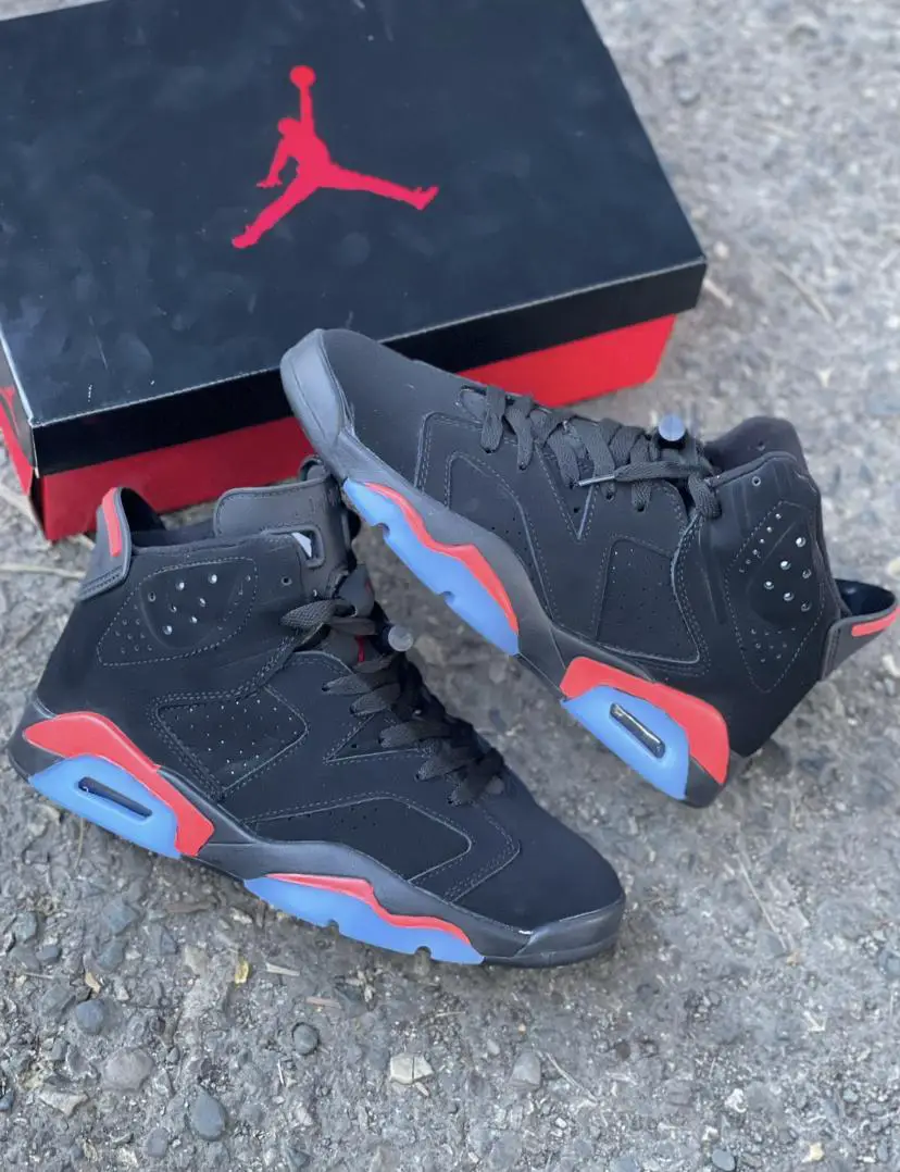 Tenis Teni Nike Air Jordan Retro 6 Back to game 2K25 Foto 7258635-4.jpg