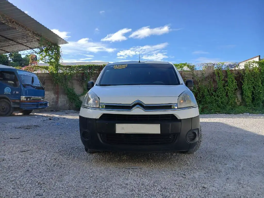 Citroen Berlingo 2013 Furgoneta en Azua Foto 7259042-1.jpg