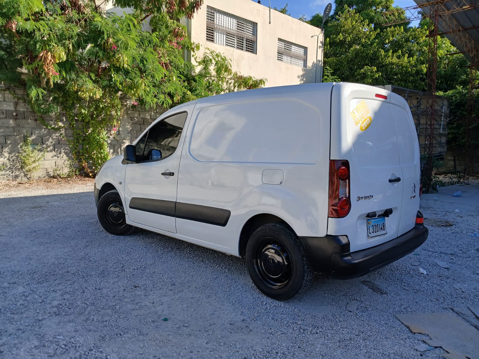 Citroen Berlingo 2013 Furgoneta en Azua Foto 7259042-7.jpg