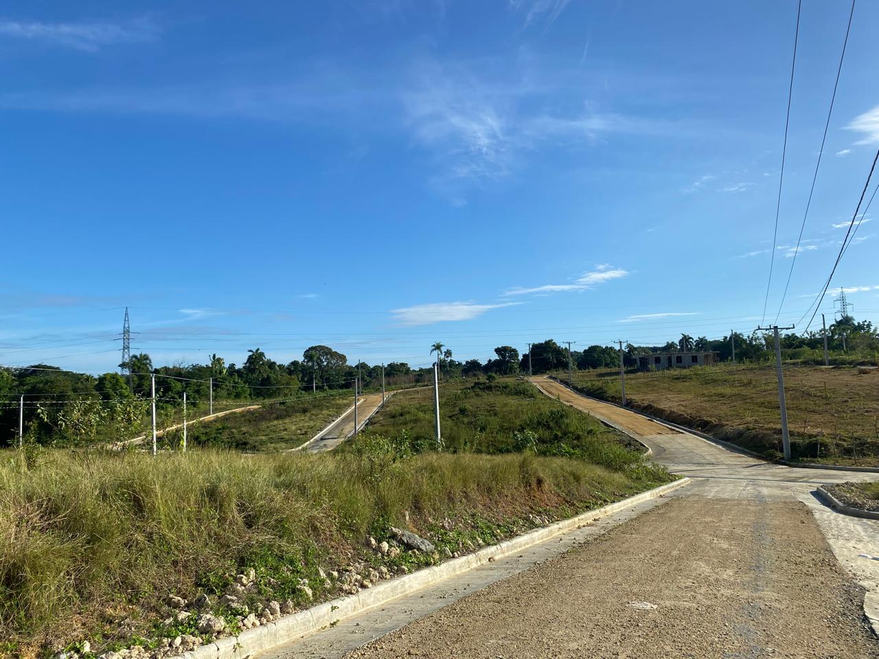 solares cerca del metro mama tingo listos para construir Foto 7259079-3.jpg