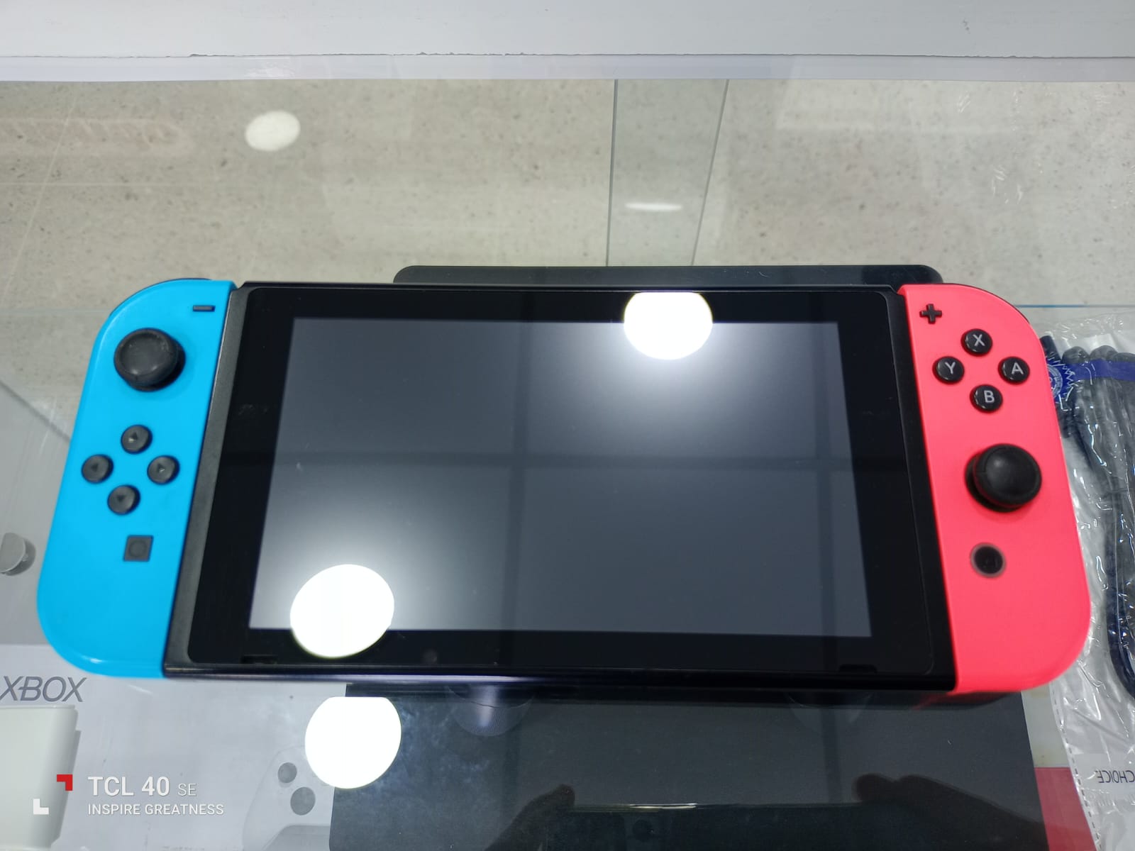 Nintendo switch V2 Foto 7259098-3.jpg