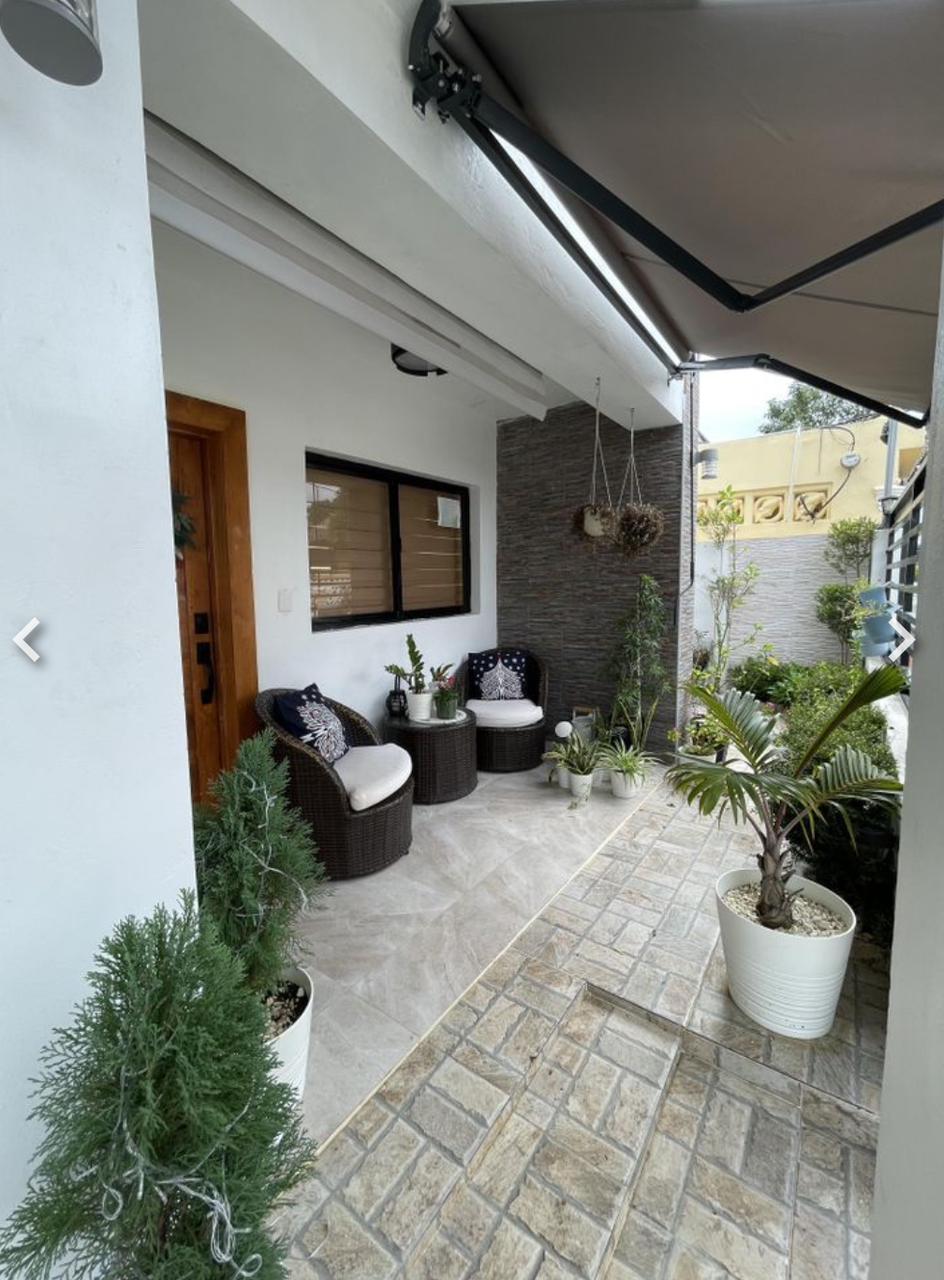 Casa con piscina en venta en Residencial Paseo Del Jardín Oriental Av. Foto 7259215-7.jpg