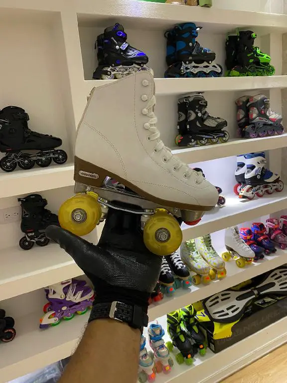 patines artistico profecional con base en metal y ruedas de silicon y  Foto 7259422-1.jpg
