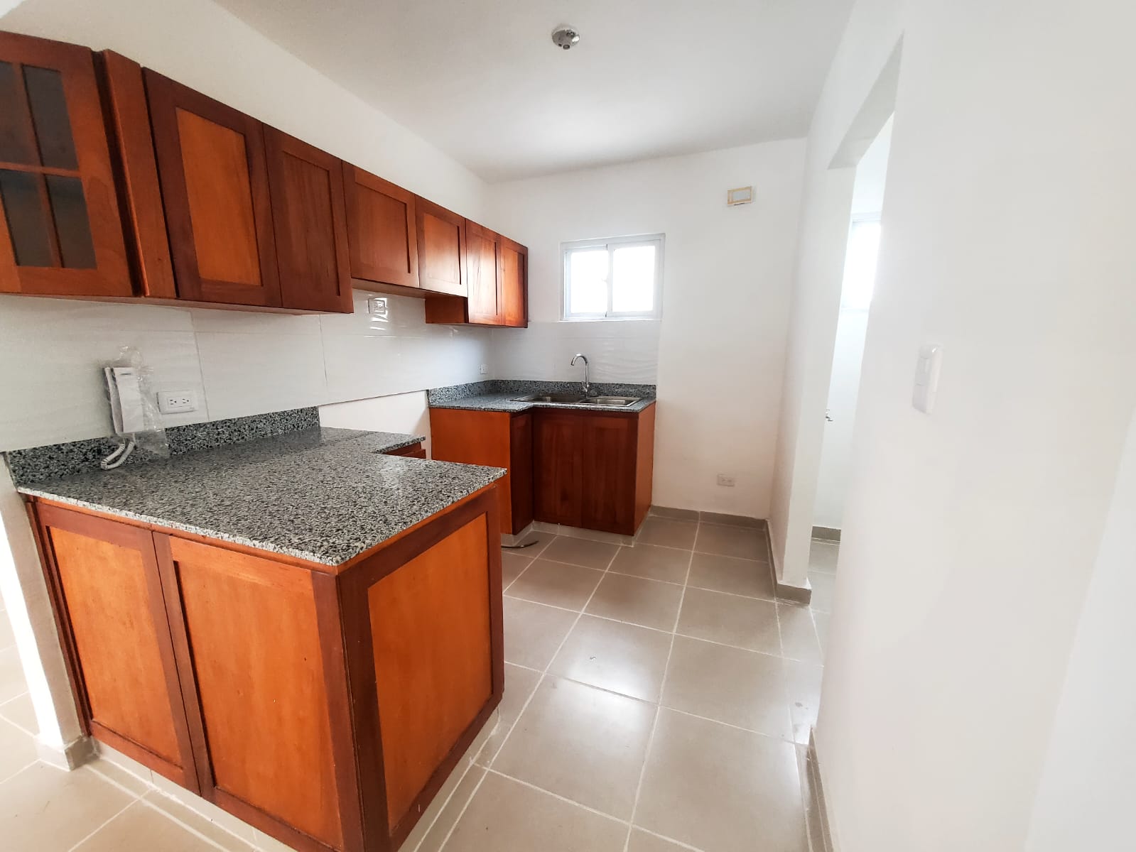  Apartamento primer piso listo para entrega con hierro y toldo 86 Mts2 Foto 7260313-4.jpg