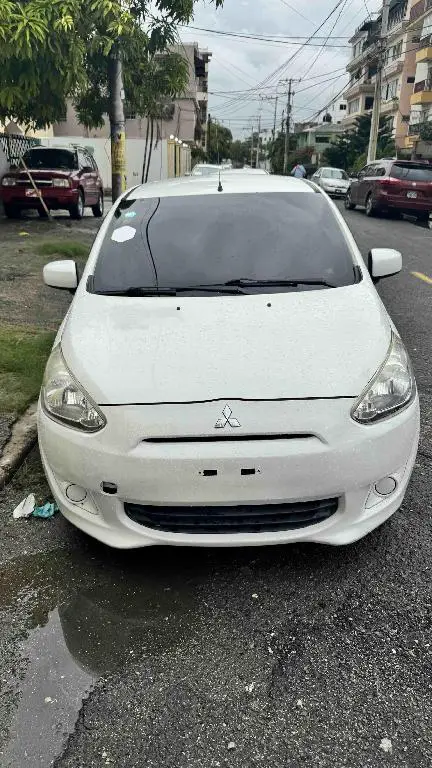 Mitsubishi Mirage 2015 Foto 7260319-1.jpg