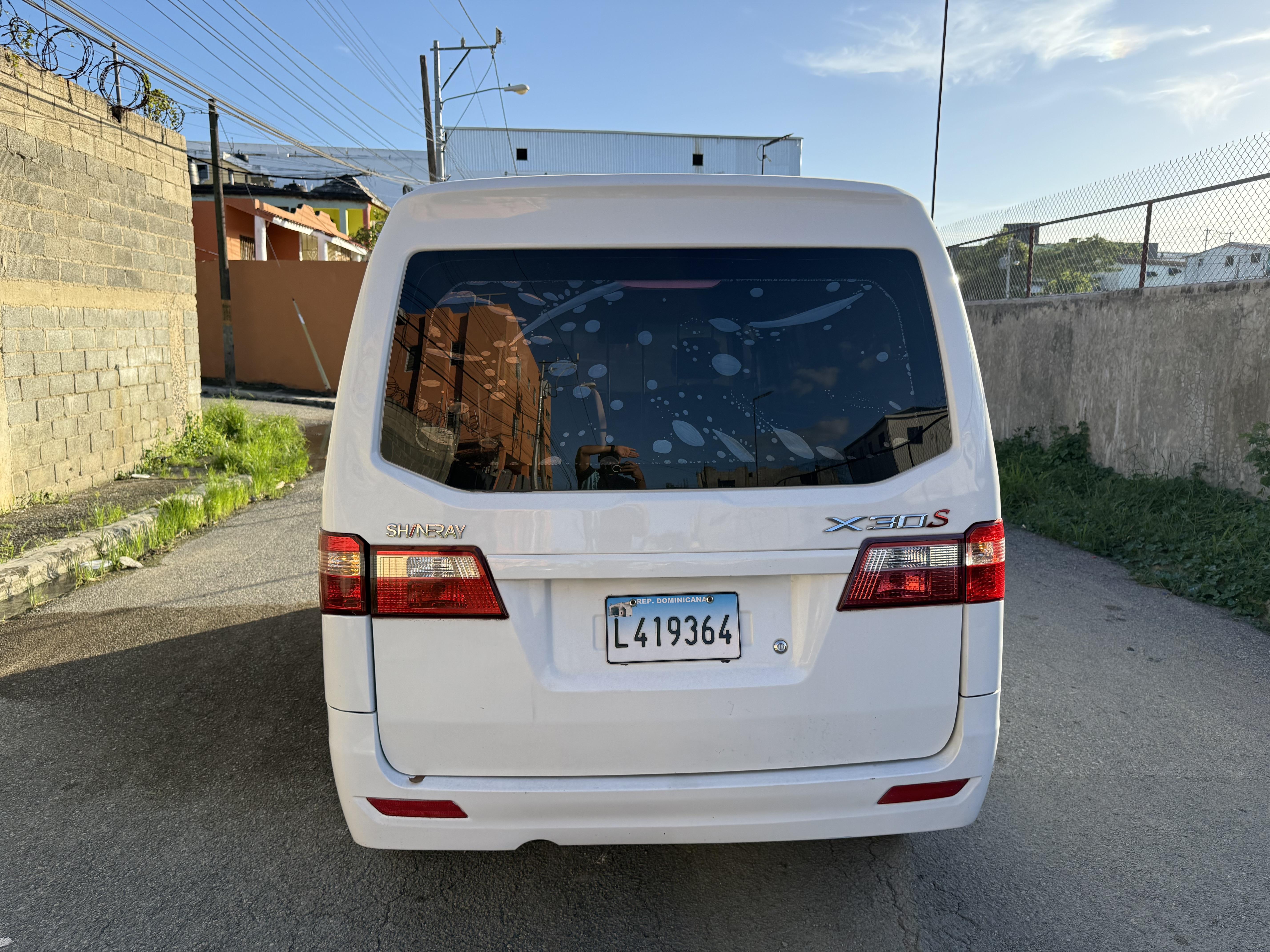 FURGONETA SHINERAY X30 S CARGO VAN Foto 7260421-4.jpg