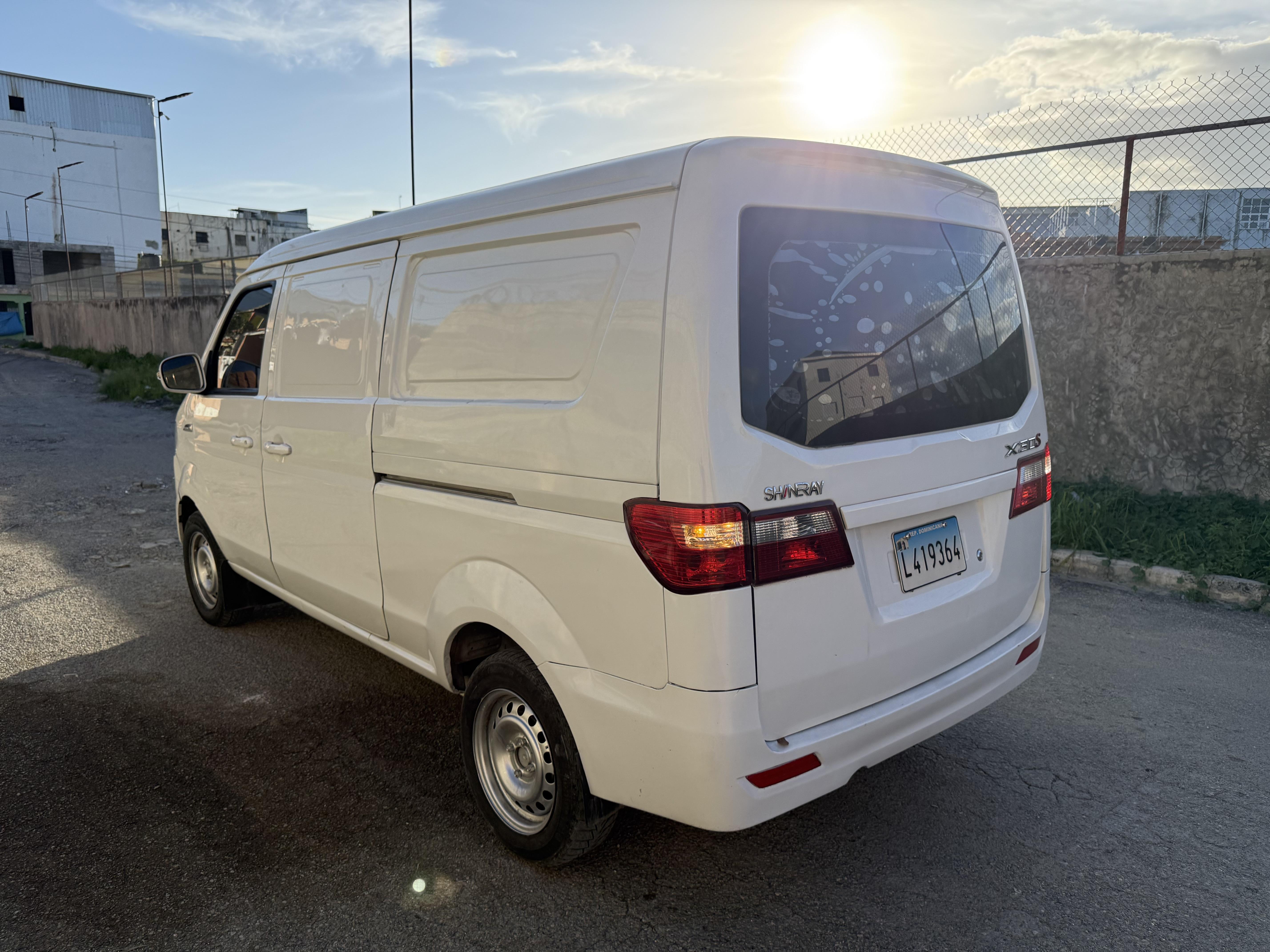 FURGONETA SHINERAY X30 S CARGO VAN Foto 7260421-5.jpg
