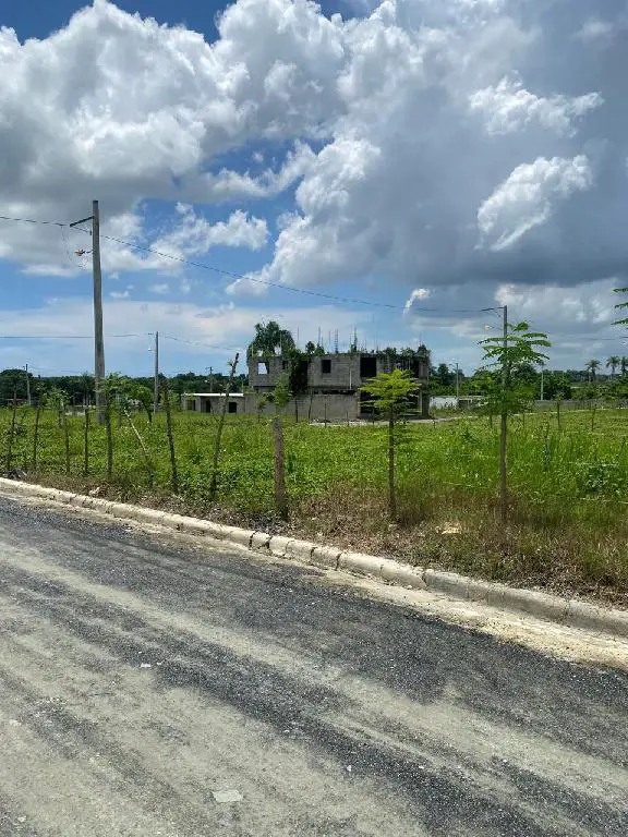 !empieza el año con tu propio terreno en santo domingo norte! Foto 7260683-2.jpg