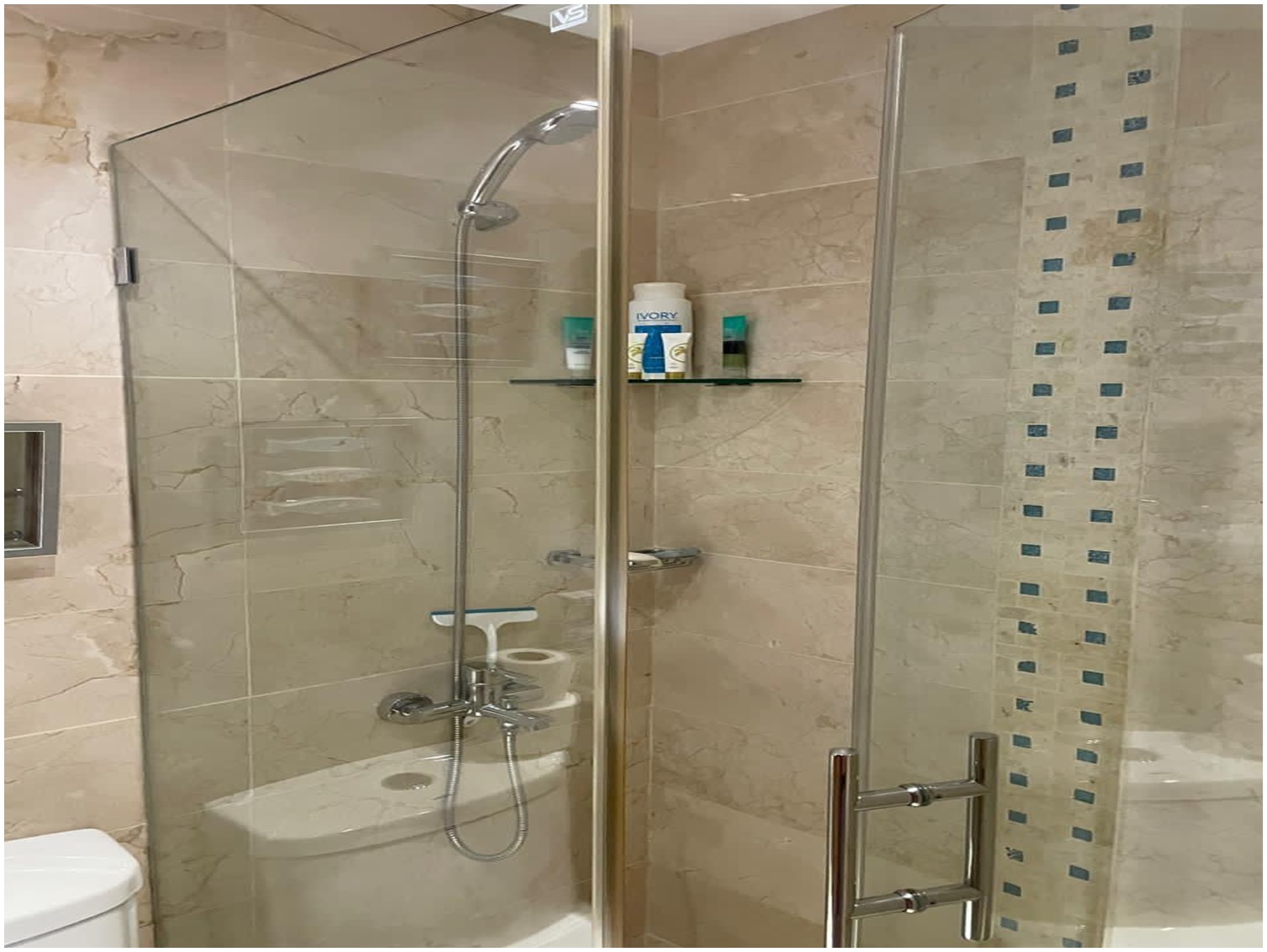 Vendo Apto Amueblado en Playa Dorada 2 HABS. 105 Mts.2 PUERTO PLATA Re Foto 7260772-7.jpg