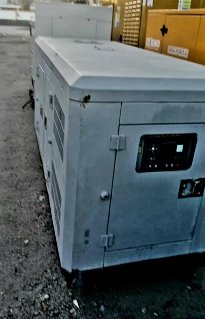 PLANTA ELÉCTRICA YANMAR DE 30 KW SUPER SILENCIOSA DISPONIBLE ????????⚡ Foto 7260805-1.jpg