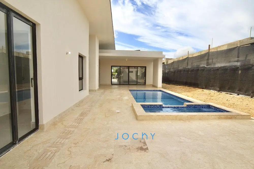 Jochy Real Estate vende villa en La Estancia Golf Resort La Romana R.D Foto 7260957-11.jpg