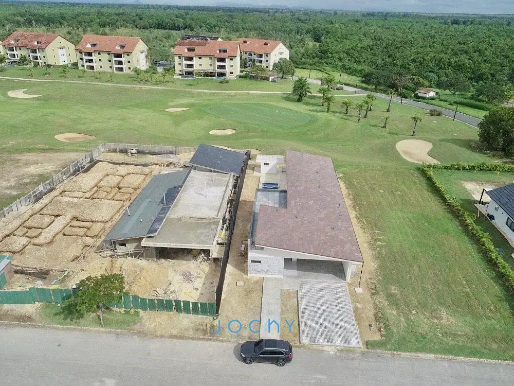 Jochy Real Estate vende villa en La Estancia Golf Resort La Romana R.D Foto 7260957-13.jpg