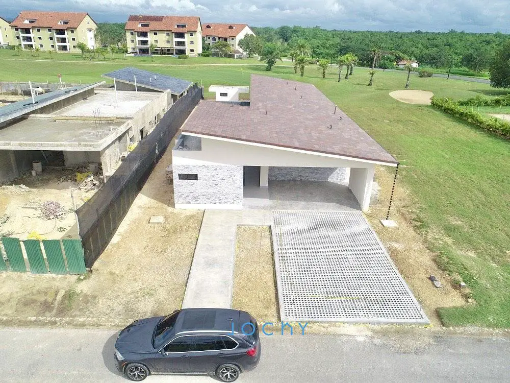 Jochy Real Estate vende villa en La Estancia Golf Resort La Romana R.D Foto 7260957-14.jpg