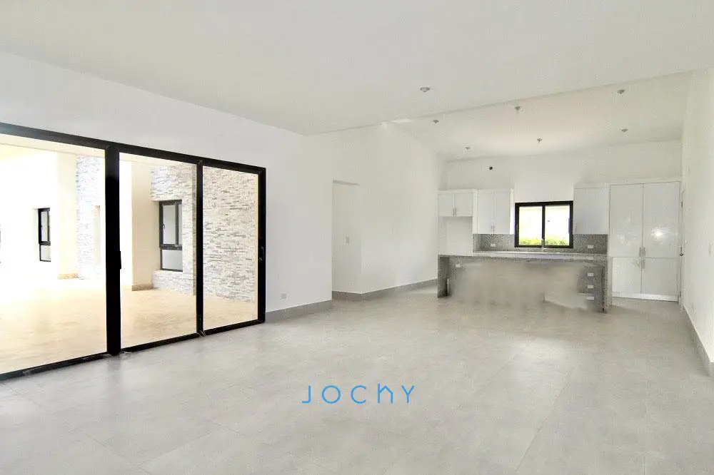 Jochy Real Estate vende villa en La Estancia Golf Resort La Romana R.D Foto 7260957-3.jpg