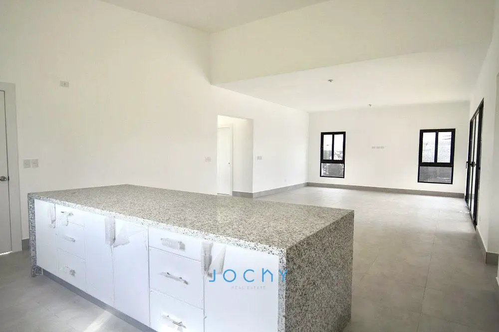 Jochy Real Estate vende villa en La Estancia Golf Resort La Romana R.D Foto 7260957-4.jpg