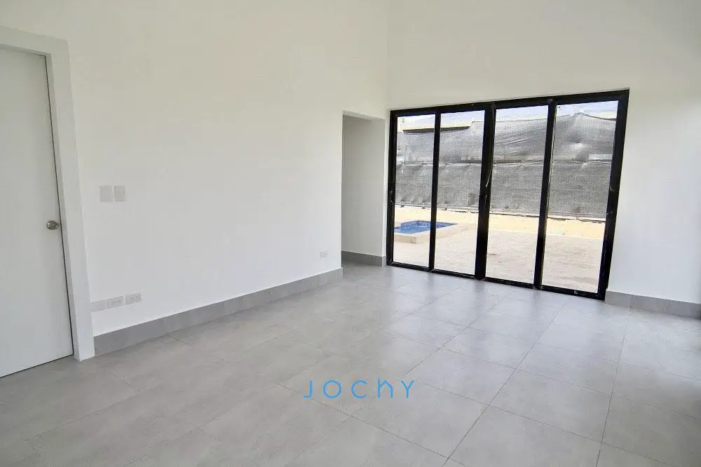 Jochy Real Estate vende villa en La Estancia Golf Resort La Romana R.D Foto 7260957-6.jpg