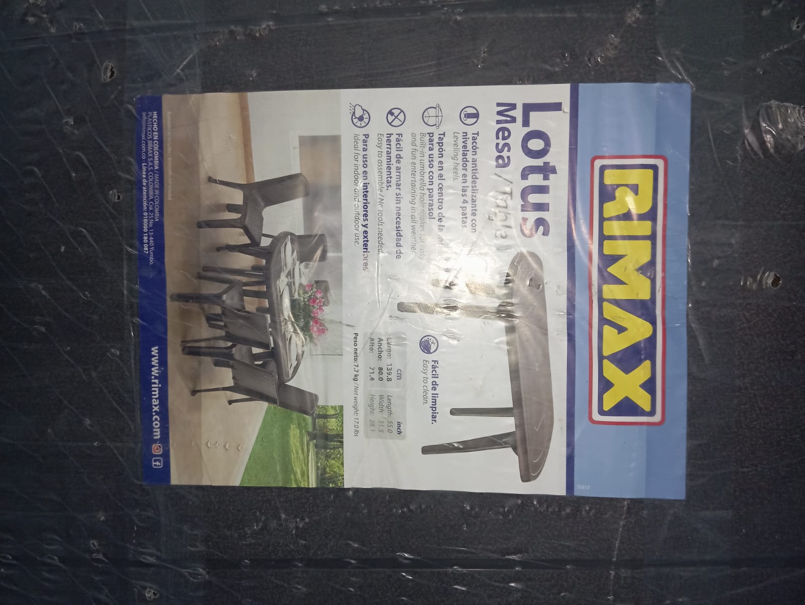 SE VENDE MESA PLASTICA  OVALADA RIMAX DE 6 SILLAS NUEVA Foto 7260959-4.jpg