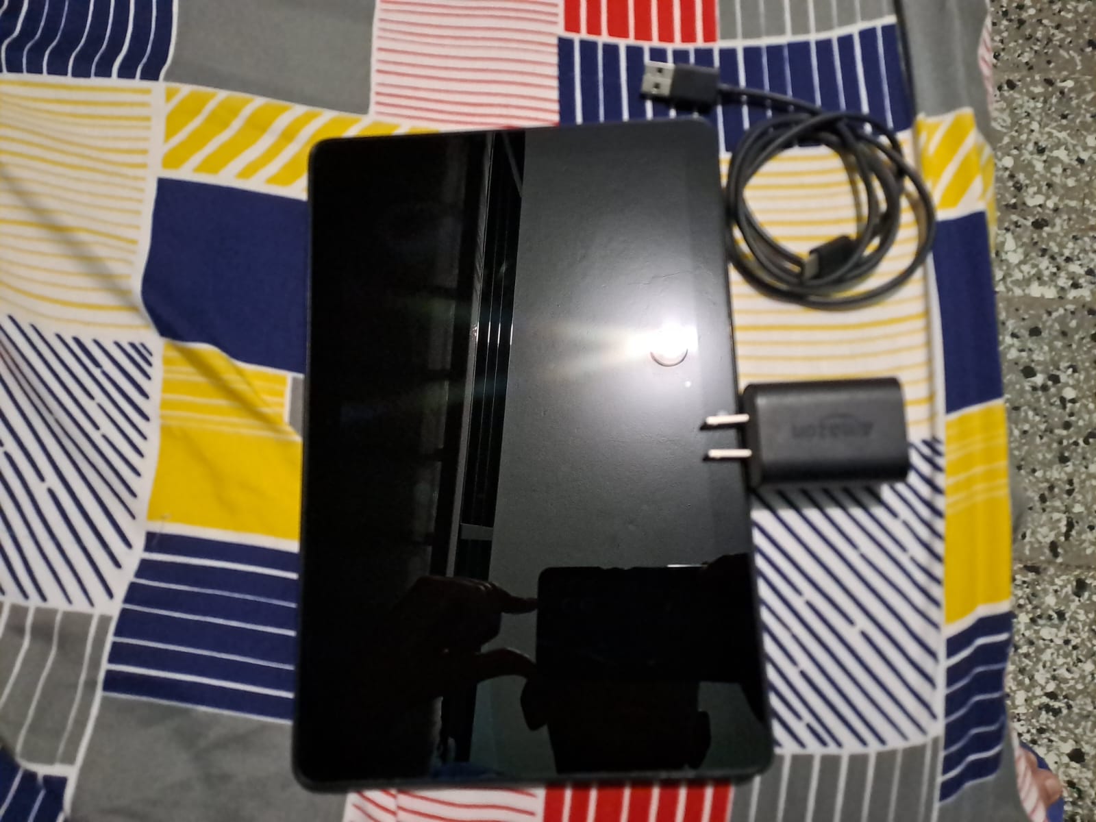 Amazon Fire 10 HD Foto 7260993-2.jpg