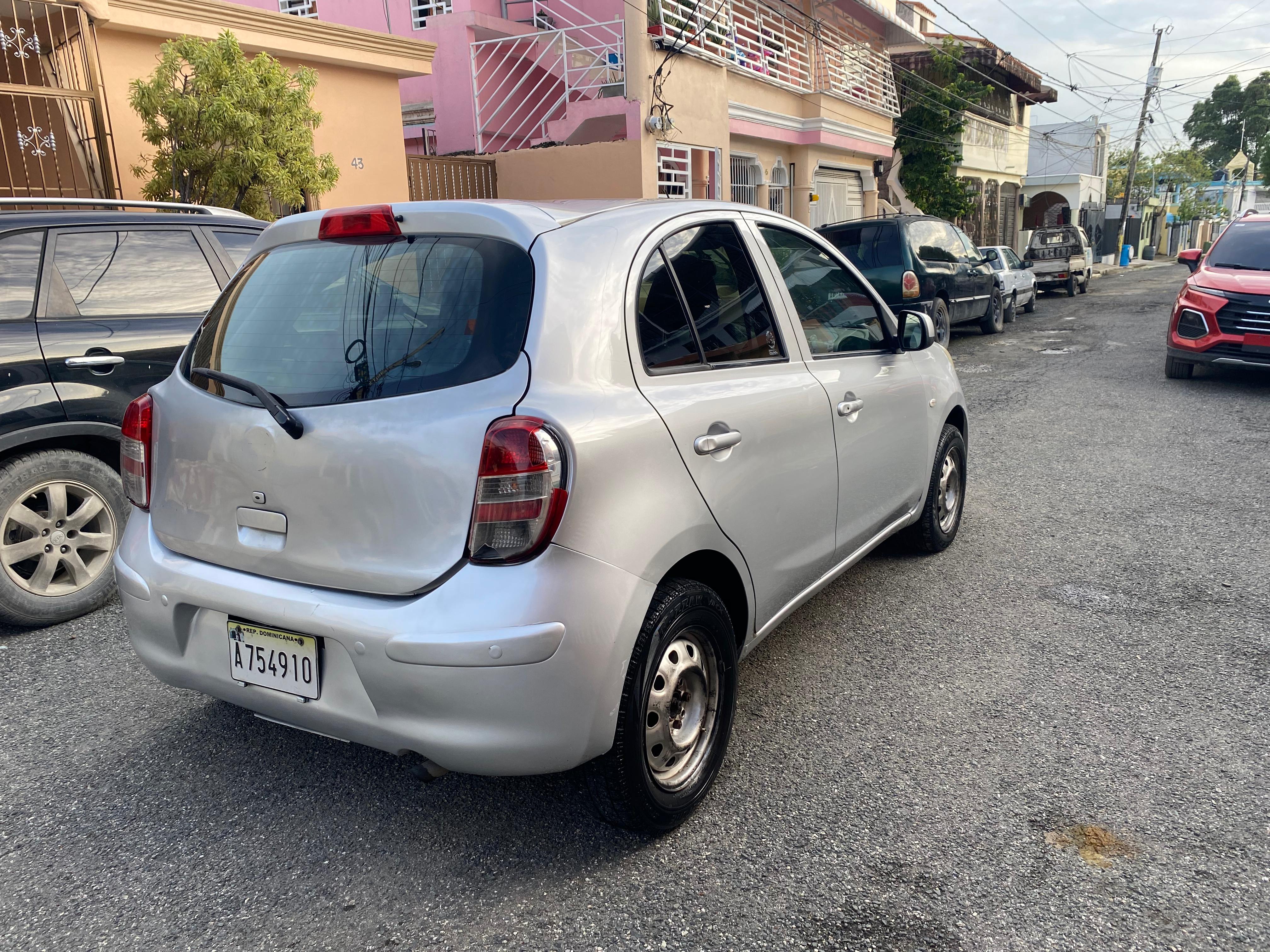 NISSAN MARCH 2011 Foto 7261115-3.jpg
