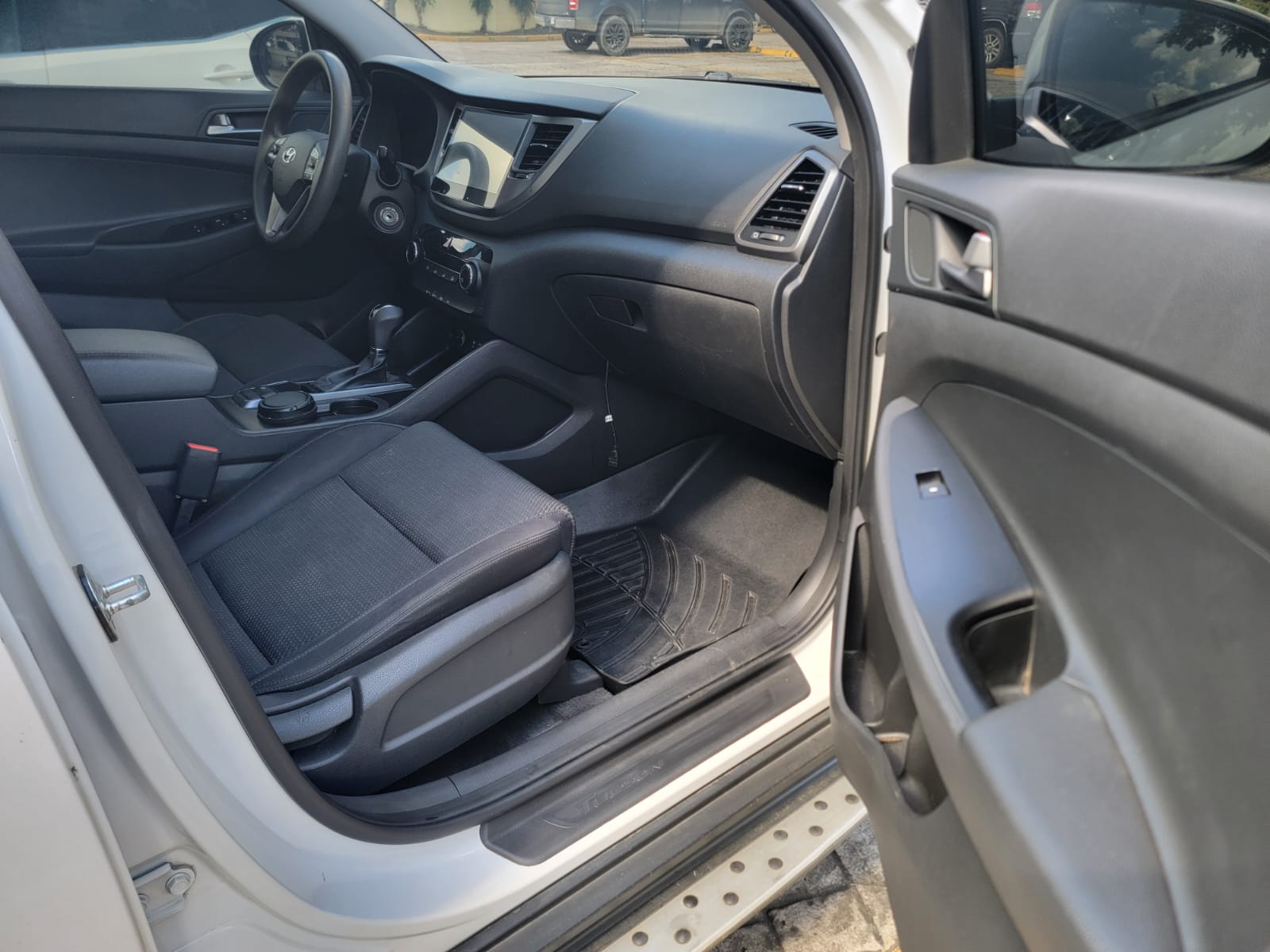 Hyundai Tucson 2018 mant en la casa Foto 7261201-4.jpg