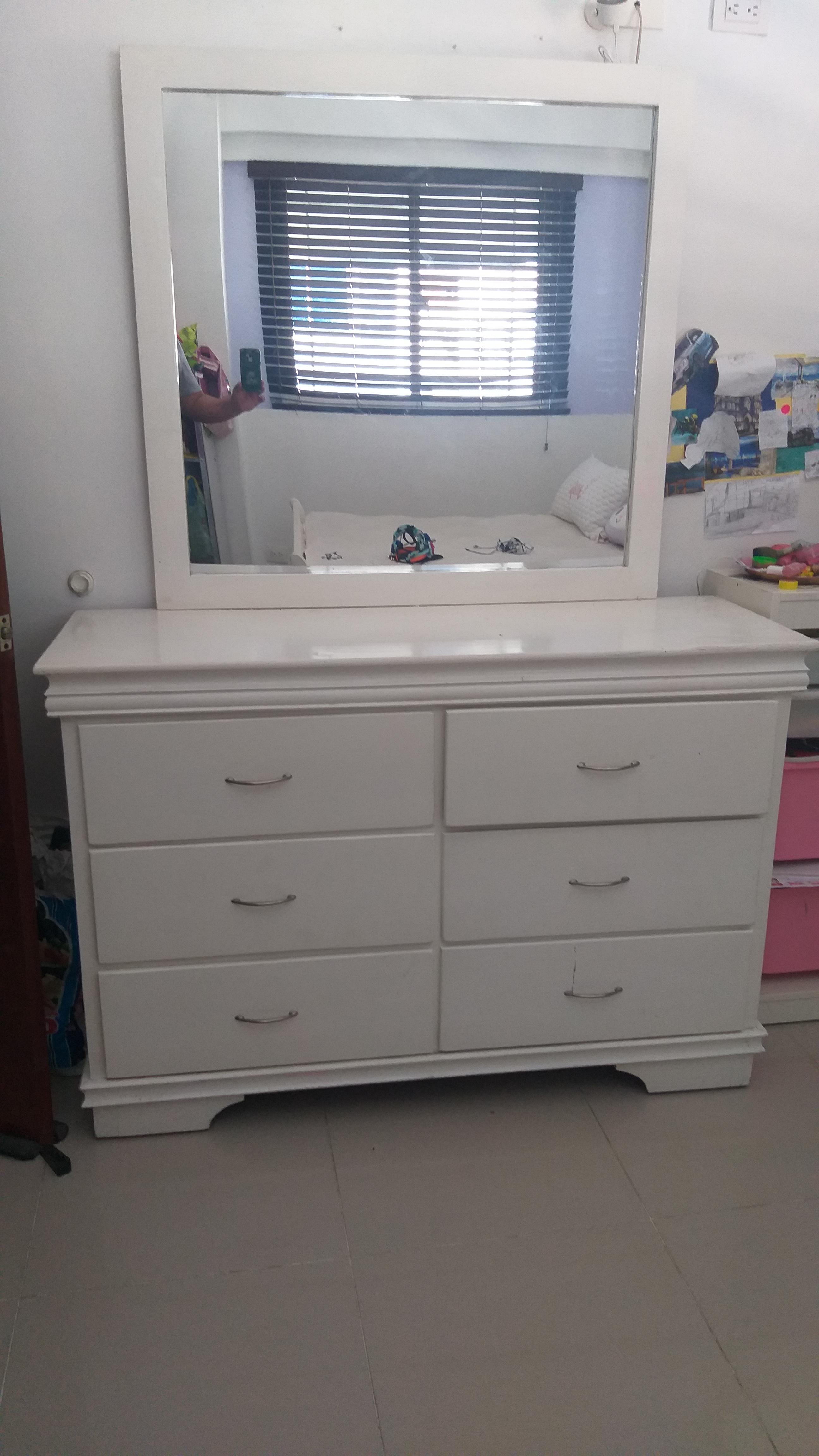 Juego de dormitorio blanco Foto 7261262-3.jpg