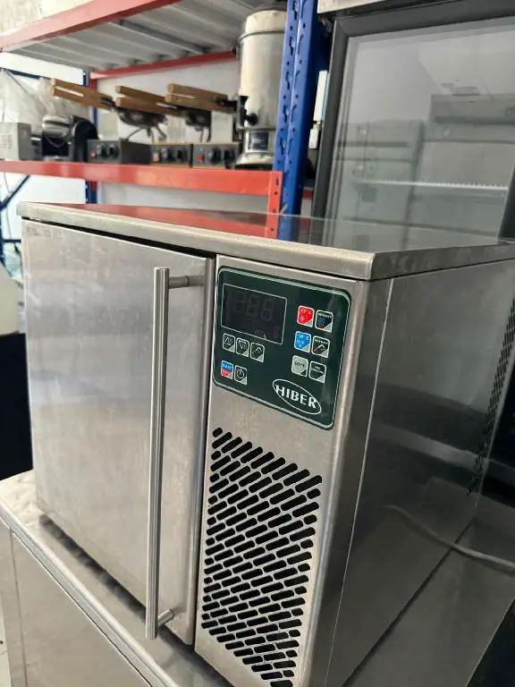 Abatidor De Temperatura refrigerador D Enfriamiento Rápido Foto 7261284-1.jpg