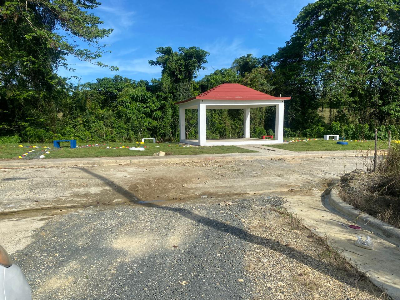 vendo terreno de 9 metros de frente y 15 metros de fondo en res. doña  Foto 7261290-5.jpg
