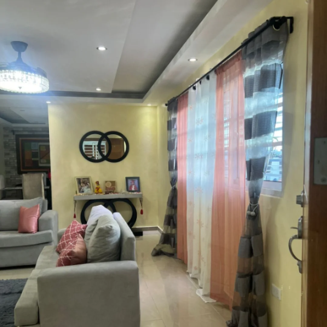 Vendo apartamento a dos esquina Av. España  Foto 7261313-8.jpg