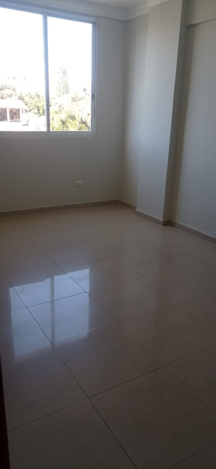 Apartamento en alquiler en Bella Vista 3 Habitaciones Foto 7261376-9.jpg