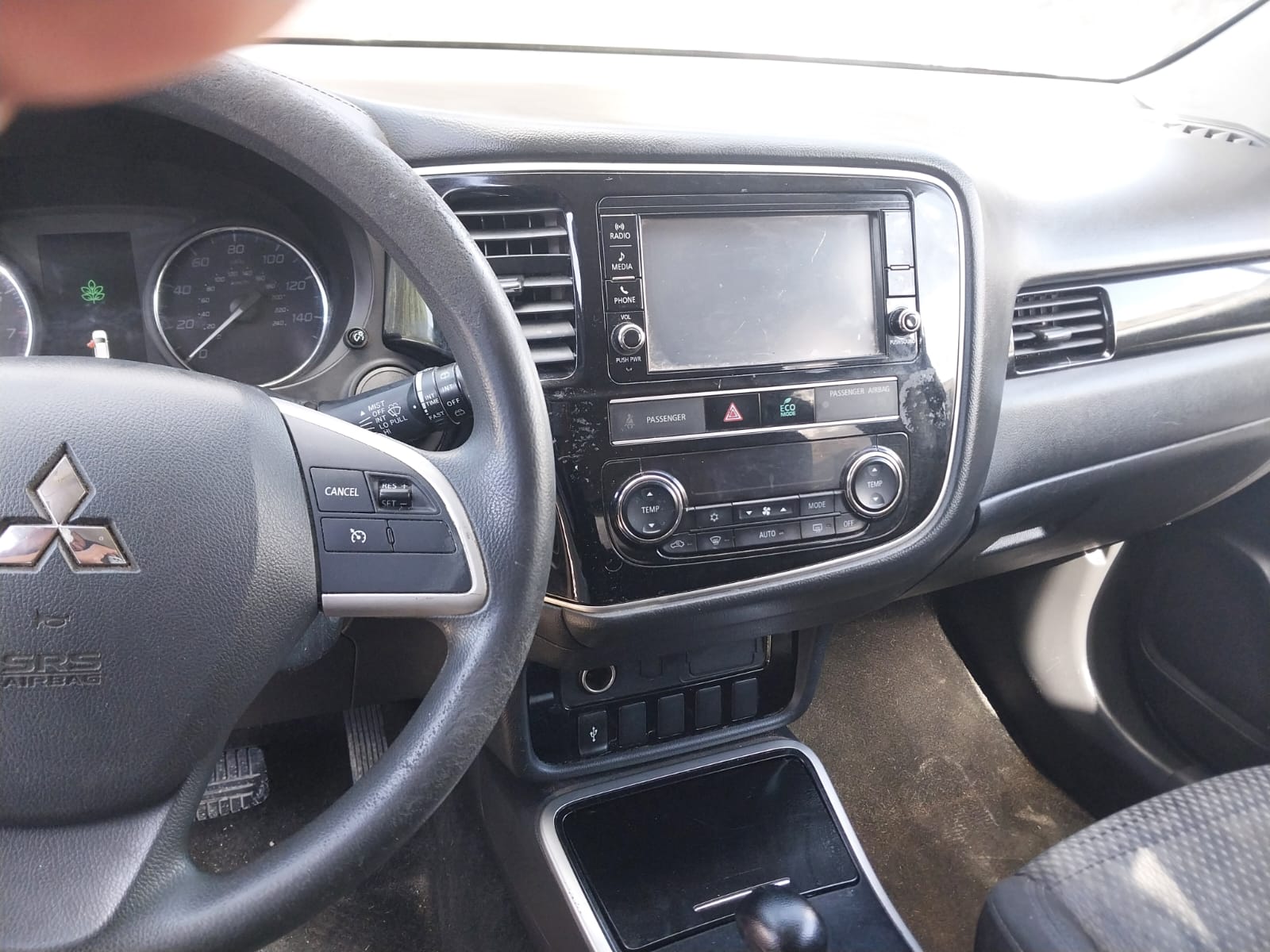 MITSUBISHI OVERLAN AZUL  2019 AMERICANO RECIEN IMPORTADO Foto 7261530-6.jpg