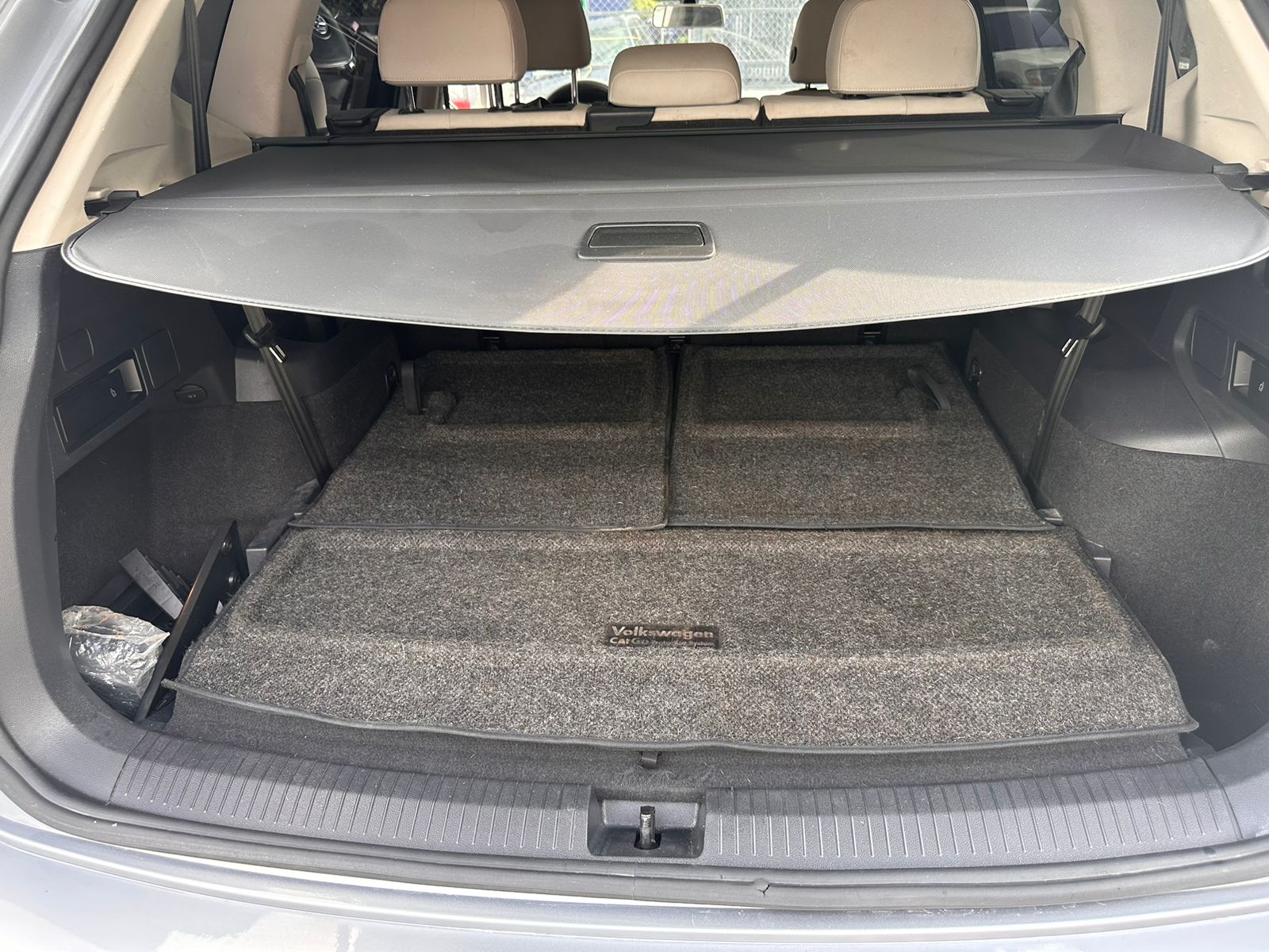 VOLKSWAGUER  TIGUAN GRIS 2020 AMERICANO RECIEN IMPORTADO Foto 7261537-10.jpg