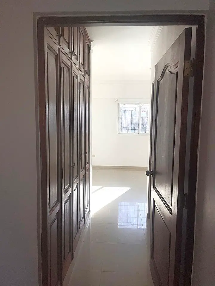 1242 ALQUILER DE APARTAMENTO - GAZCUE Foto 7261543-6.jpg