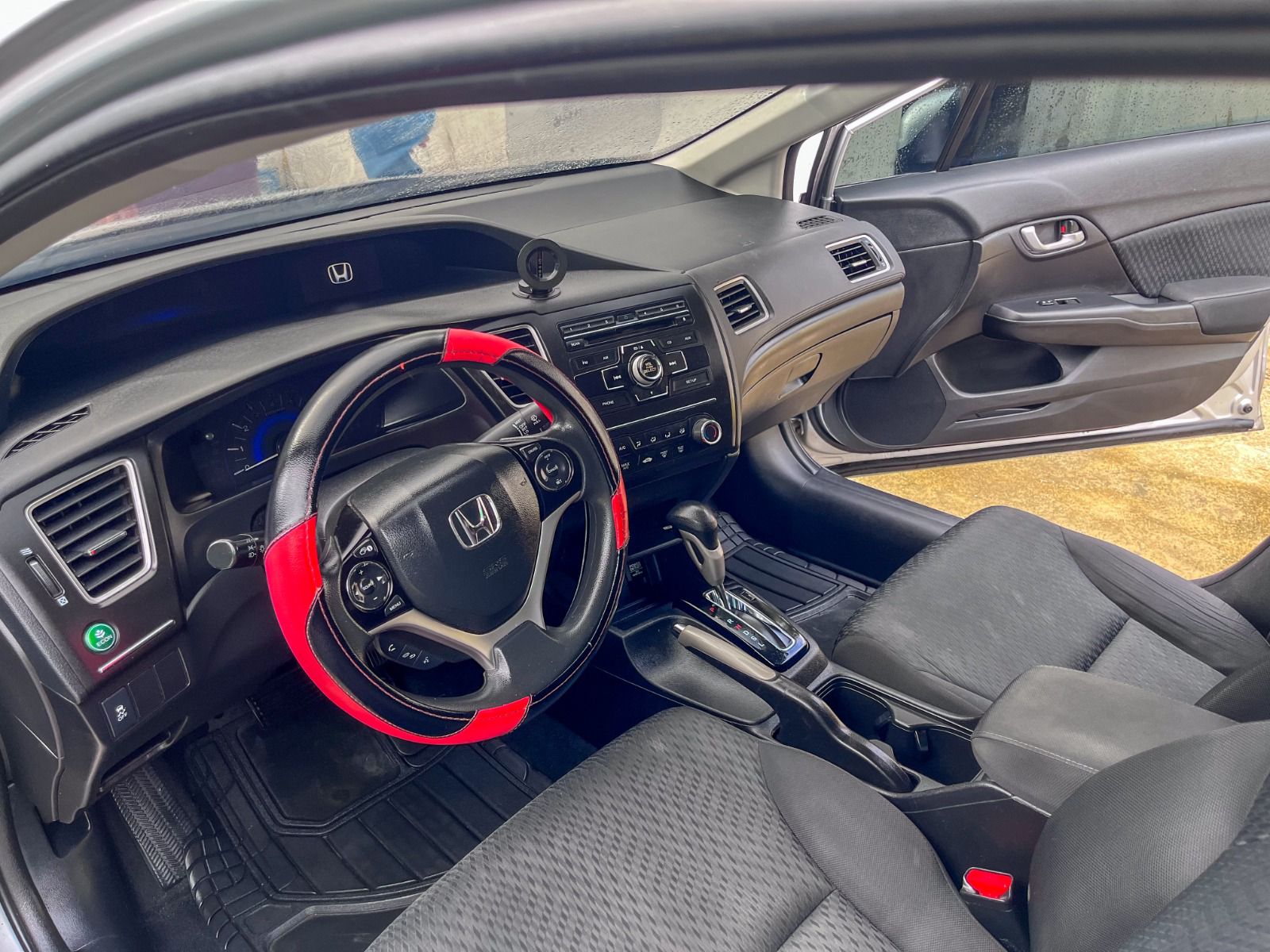 HONDA CIVIC 2015 LX AMERICANO UNICO DUEÑO EN EL  PAIS Foto 7261545-8.jpg