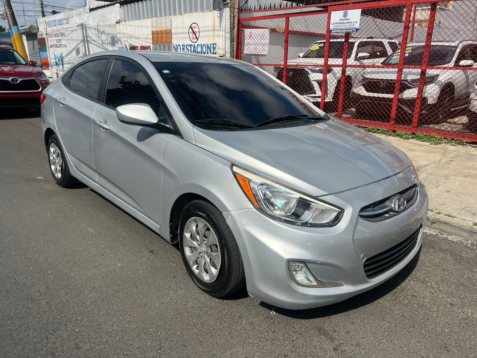 hyundai accent  Foto 7261621-3.jpg