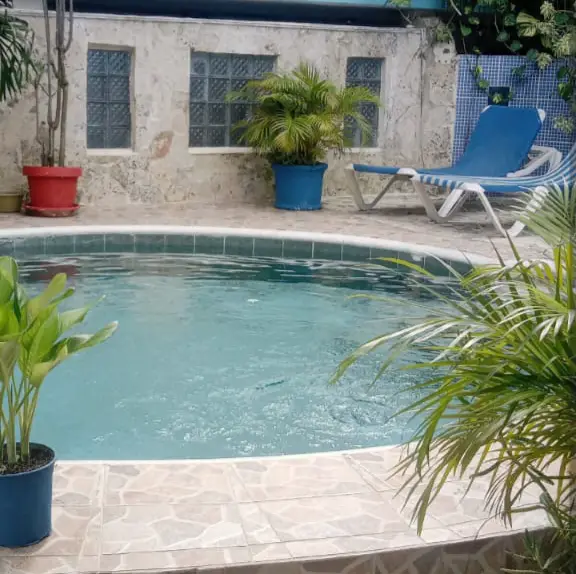 Hotel en VENTA en Boca Chica Zona Turística 5 minutos de la playa 14 H Foto 7261839-3.jpg