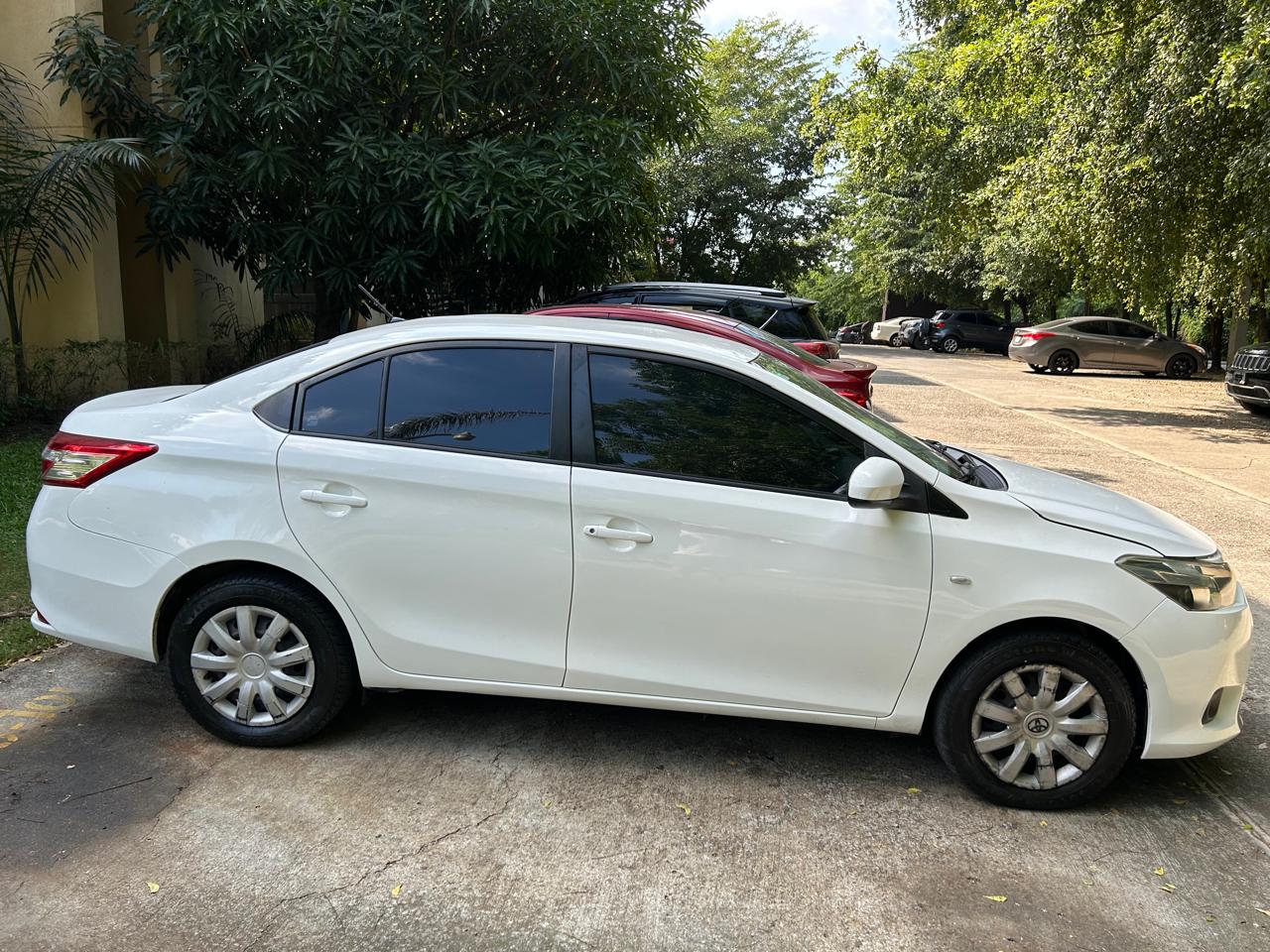 Toyota Yaris 2015 Foto 7261843-6.jpg