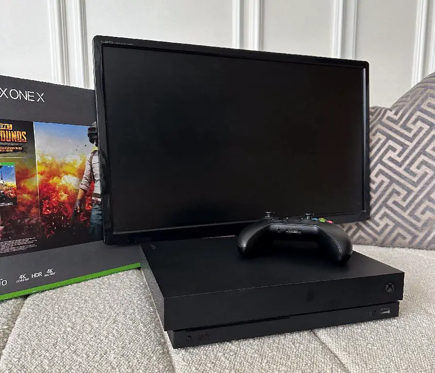 Xbox one X 1tb como nuevo más monitor Gaming Foto 7261861-2.jpg