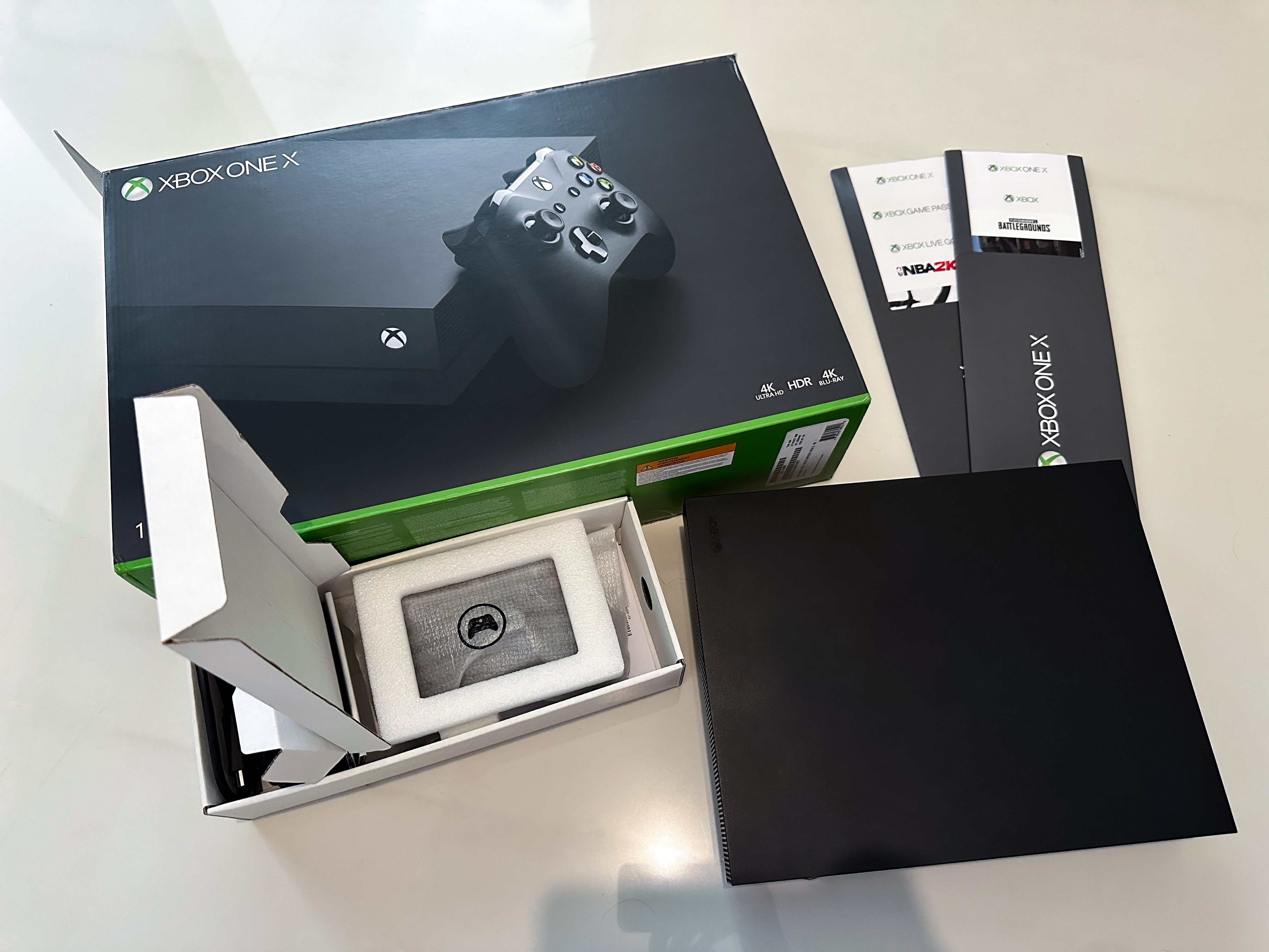 Xbox one X 1tb como nuevo más monitor Gaming Foto 7261861-5.jpg