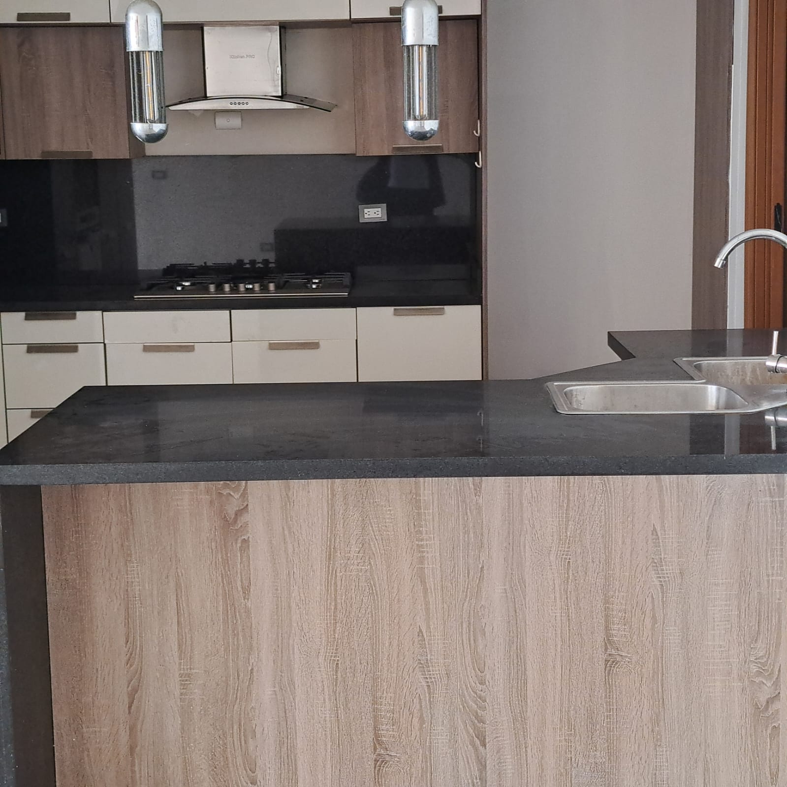 Alquilo Apartamento 186 mts2 en Bella Vista Santo Domingo Foto 7261867-6.jpg
