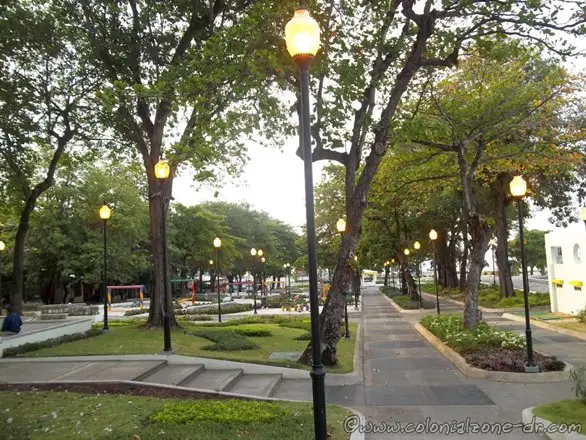Local Comercial alquiler o venta Distrito Nacional Foto 7262035-2.jpg