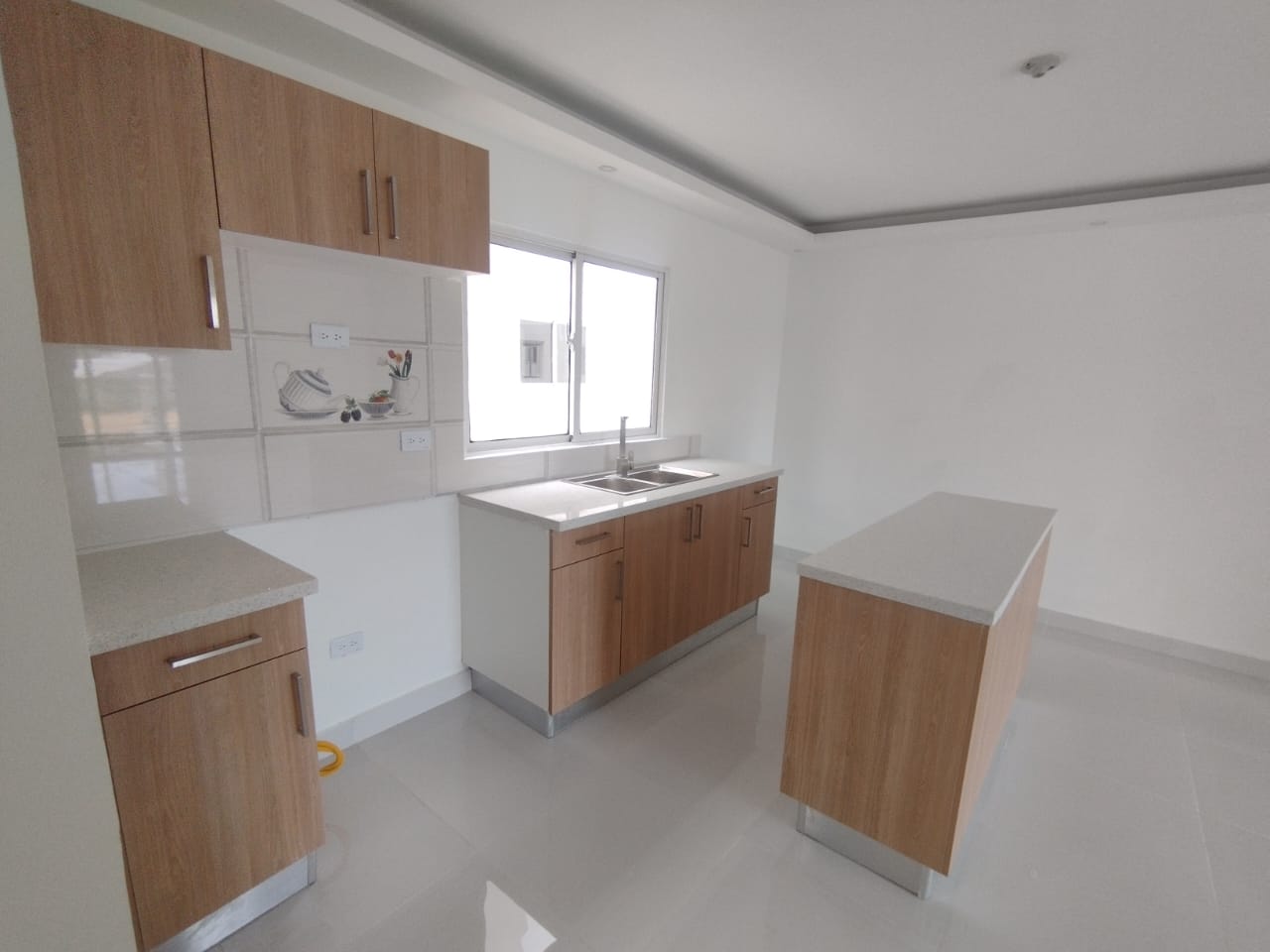 Se alquila apartamento ubicado en Filadelfia IX Foto 7262087-4.jpg