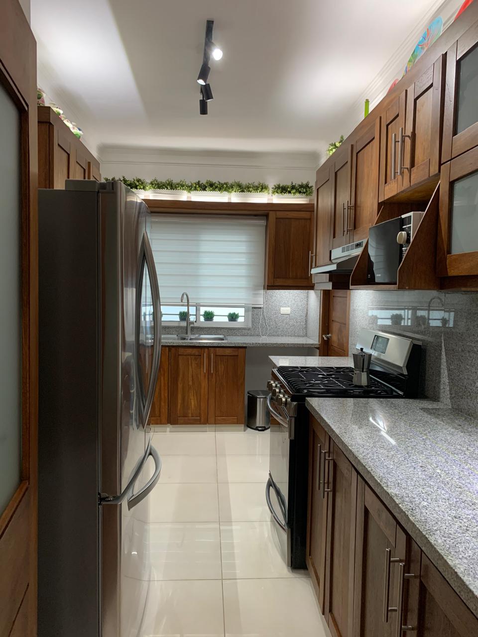 Apartamento Amueblado en Alquiler en Evaristo Morales Foto 7262188-10.jpg
