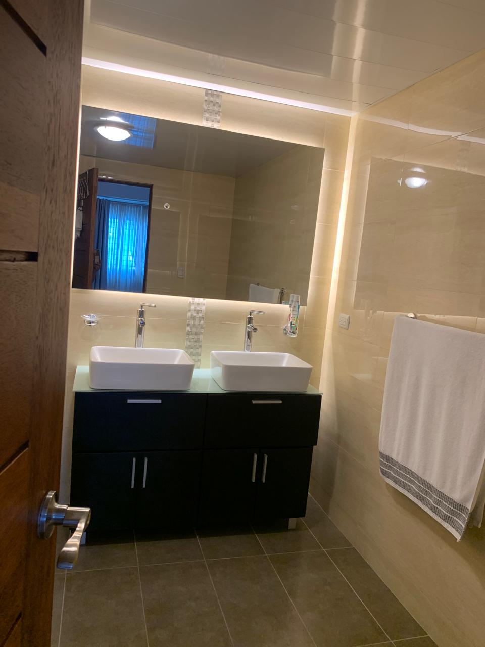 Apartamento Amueblado en Alquiler en Evaristo Morales Foto 7262188-13.jpg