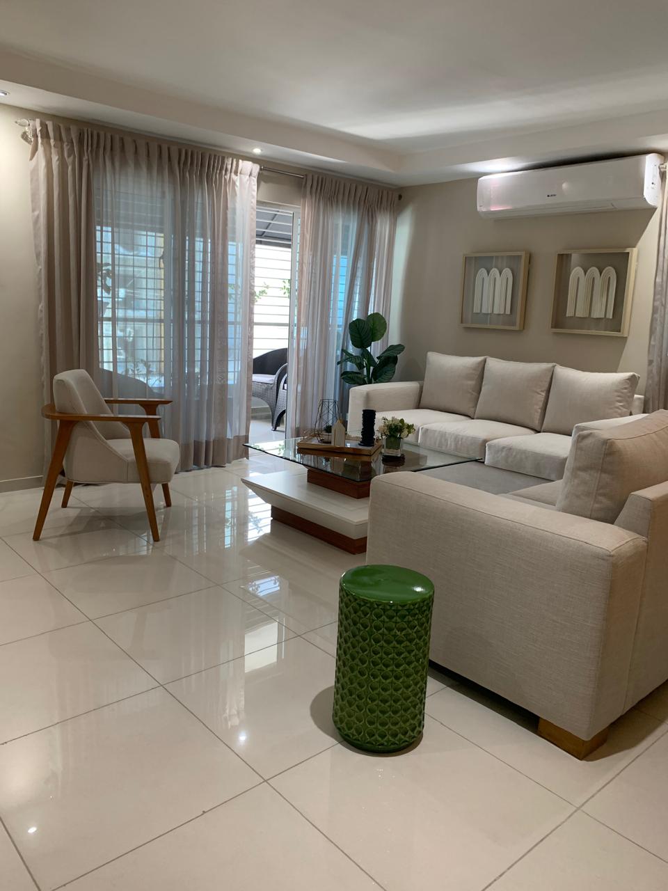 Apartamento Amueblado en Alquiler en Evaristo Morales Foto 7262188-3.jpg
