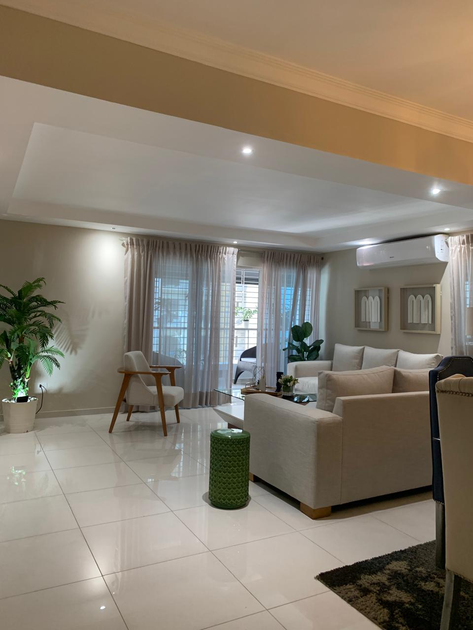 Apartamento Amueblado en Alquiler en Evaristo Morales Foto 7262188-5.jpg