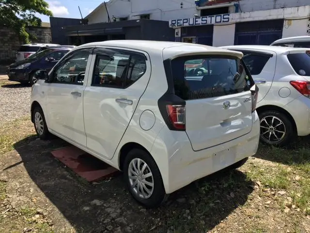 Daihatsu Mira Es 2019 Foto 7262217-4.jpg
